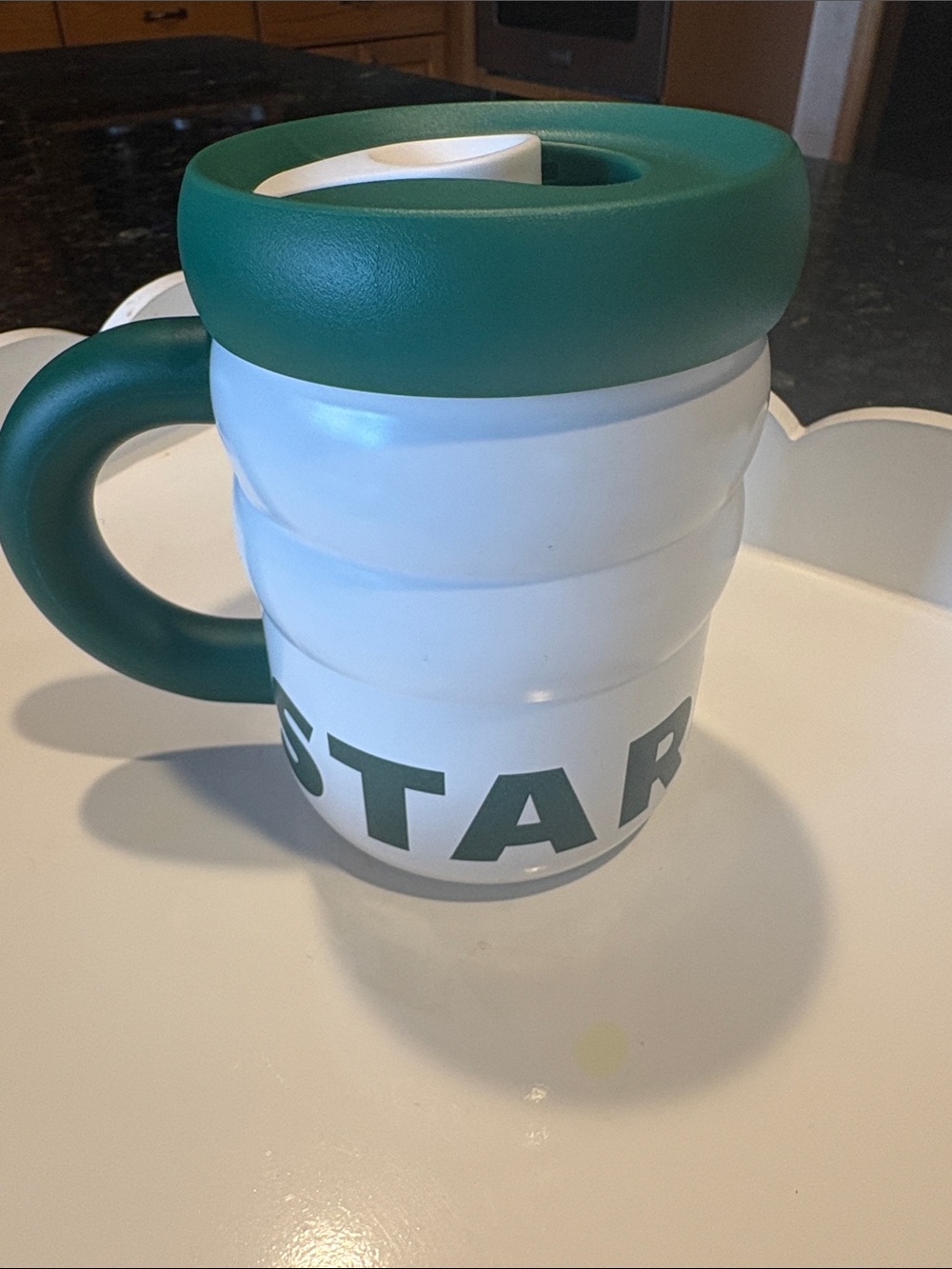 NWT 2026 Starbucks Stainless Rippled Mug white & Green;  12 oz